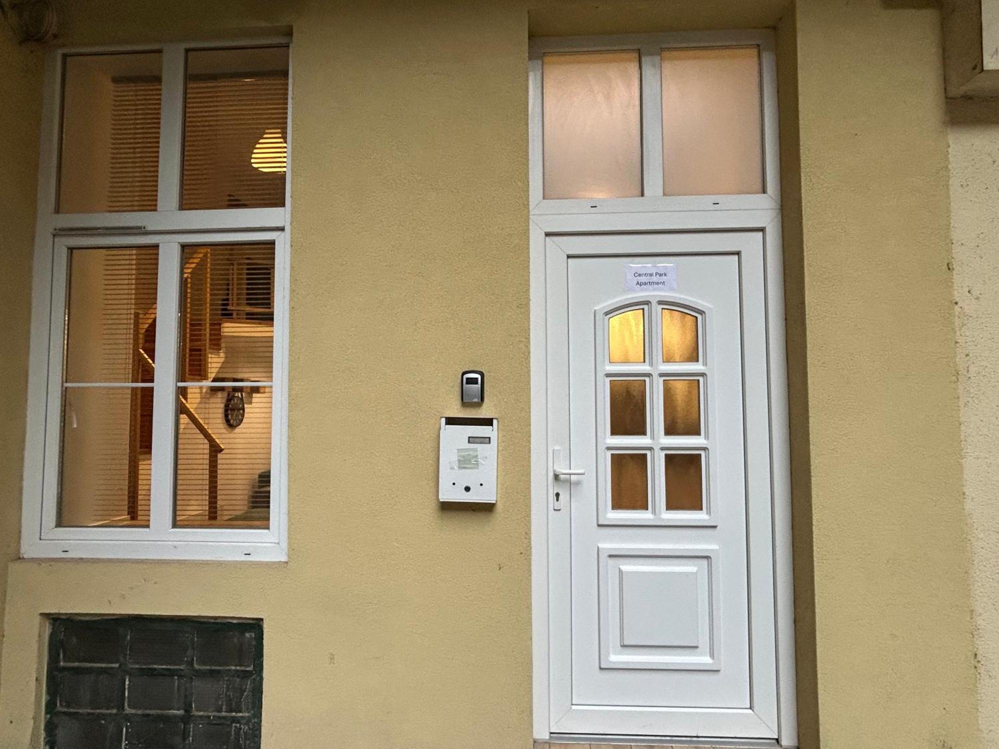 Central Park Apartman Budapeste Exterior foto
